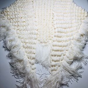 VTG 70s Hand Made Knitted Chenille Shawl in Cream, OS Super Soft & High Quality